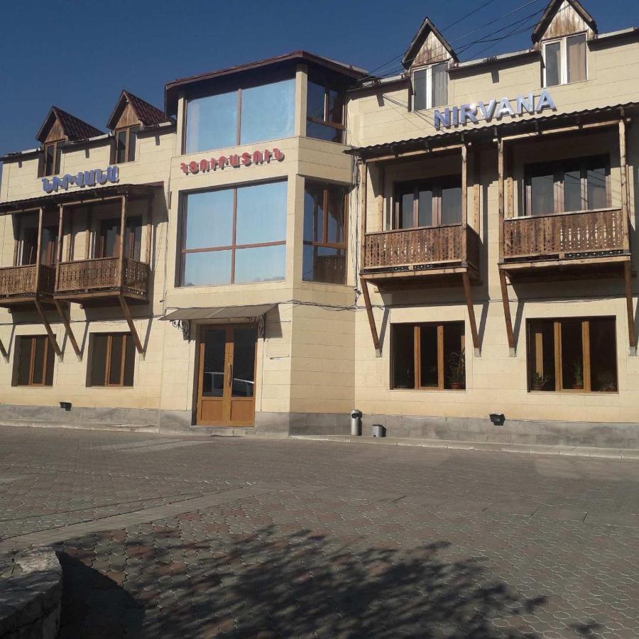 Hotel Nirvana Дилиян Екстериор снимка