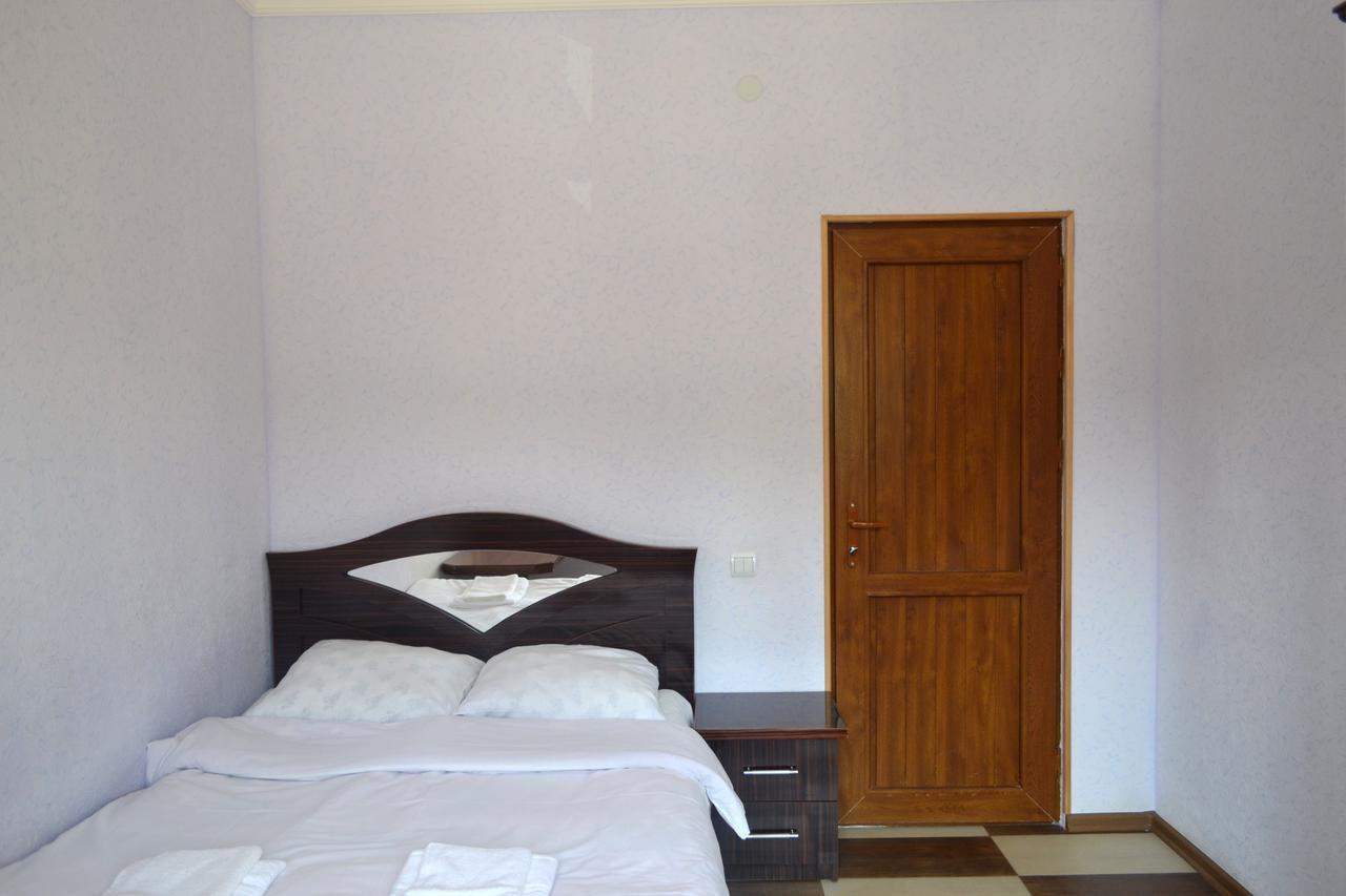 Hotel Nirvana Дилиян Екстериор снимка