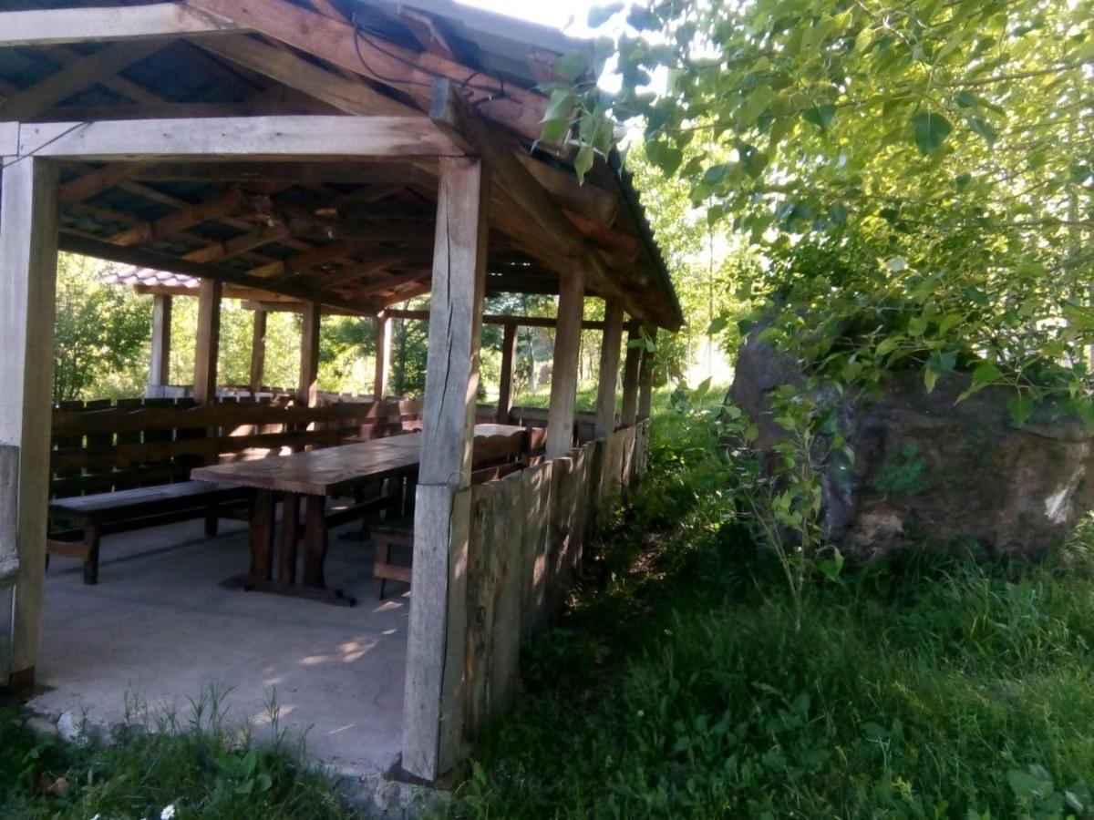 Hotel Nirvana Дилиян Екстериор снимка